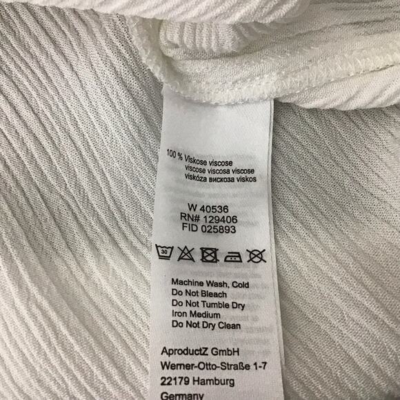 Collection L Rolled Short Sleeve Gauzy Viscose Popover Top 14 - Picture 7 of 7